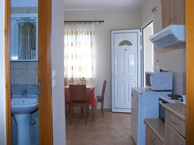 Aggelina S Apartments Xi Beach Esterno foto